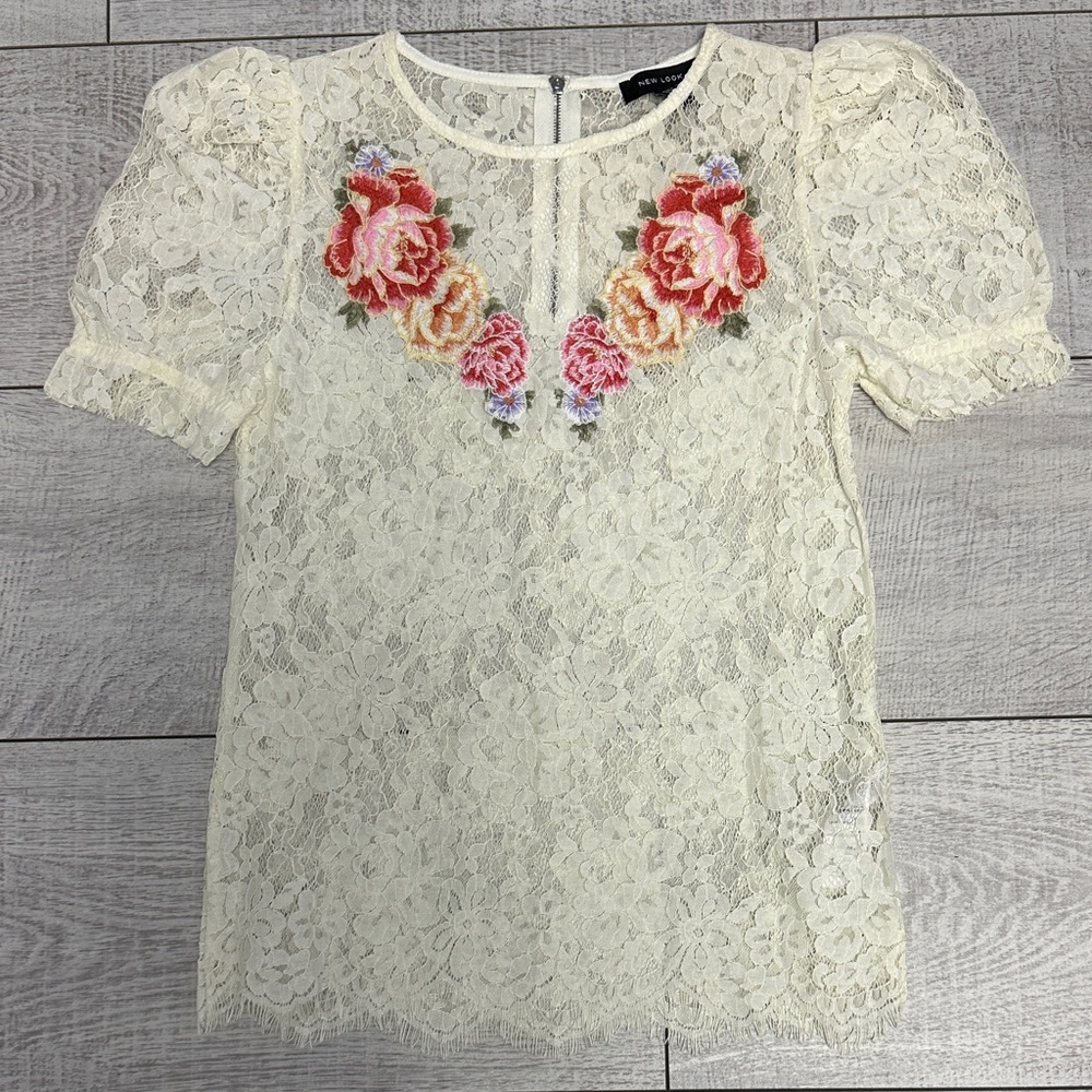 New Look Cream Lace Blouse with Floral Embroidery